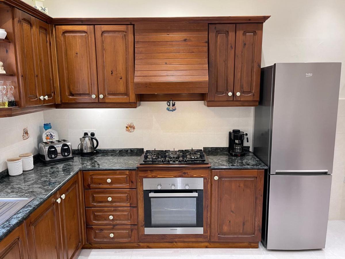 Sunrise Apt Near Beach Smarttv & Netflix Birżebbuġa 외부 사진